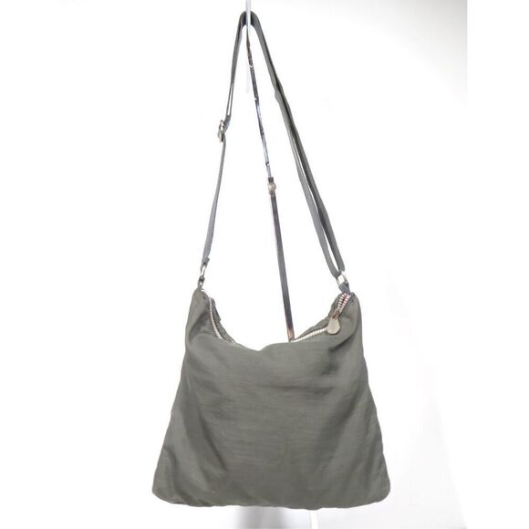 Baggallini Three Zip Crossbody Shoulder Bag Grey Organizer Small - Picture 4 of 11